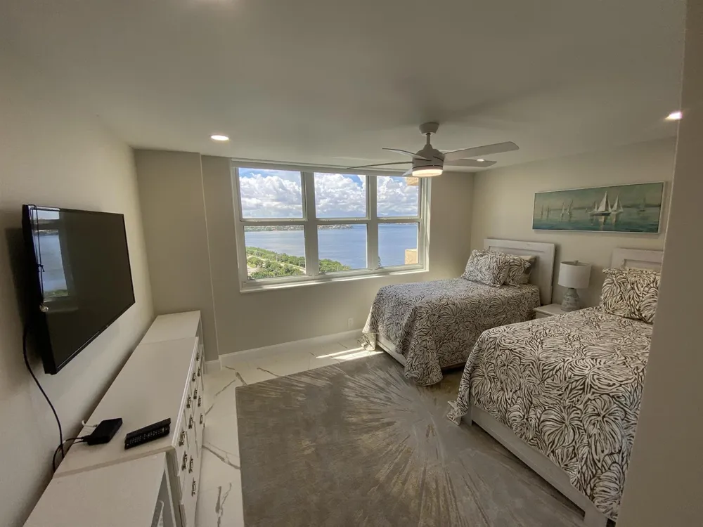 5440 Ocean Drive #1501 Singer Island, FL 33404