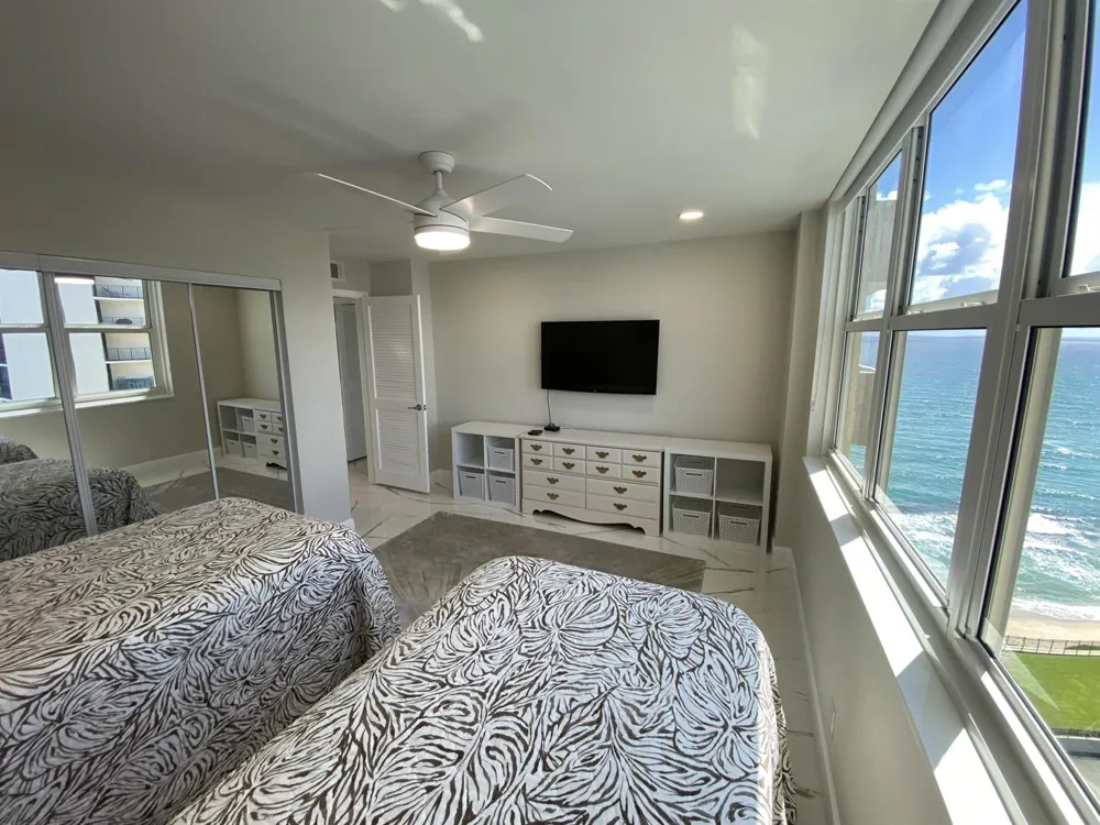 5440 Ocean Drive #1501 Singer Island, FL 33404