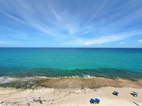 4200 Ocean Drive #1-902