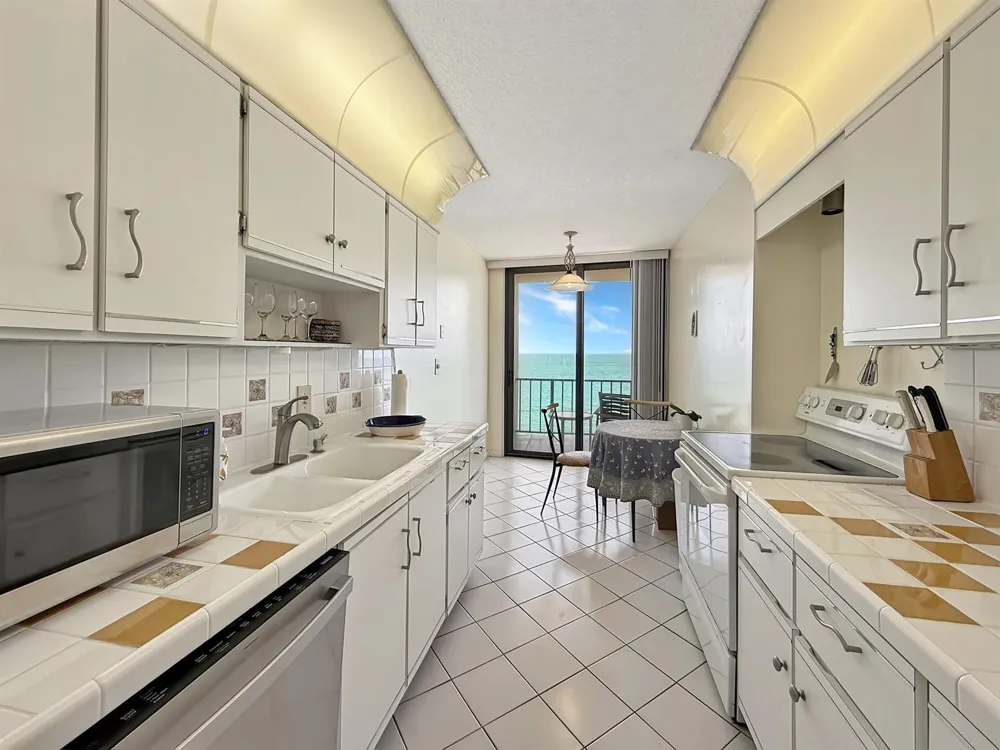 4200 Ocean Drive #1-902 Singer Island, FL 33404