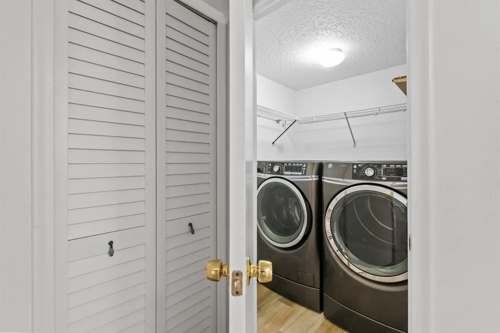 4200 Ocean Drive #1-304 Riviera Beach, FL 33404