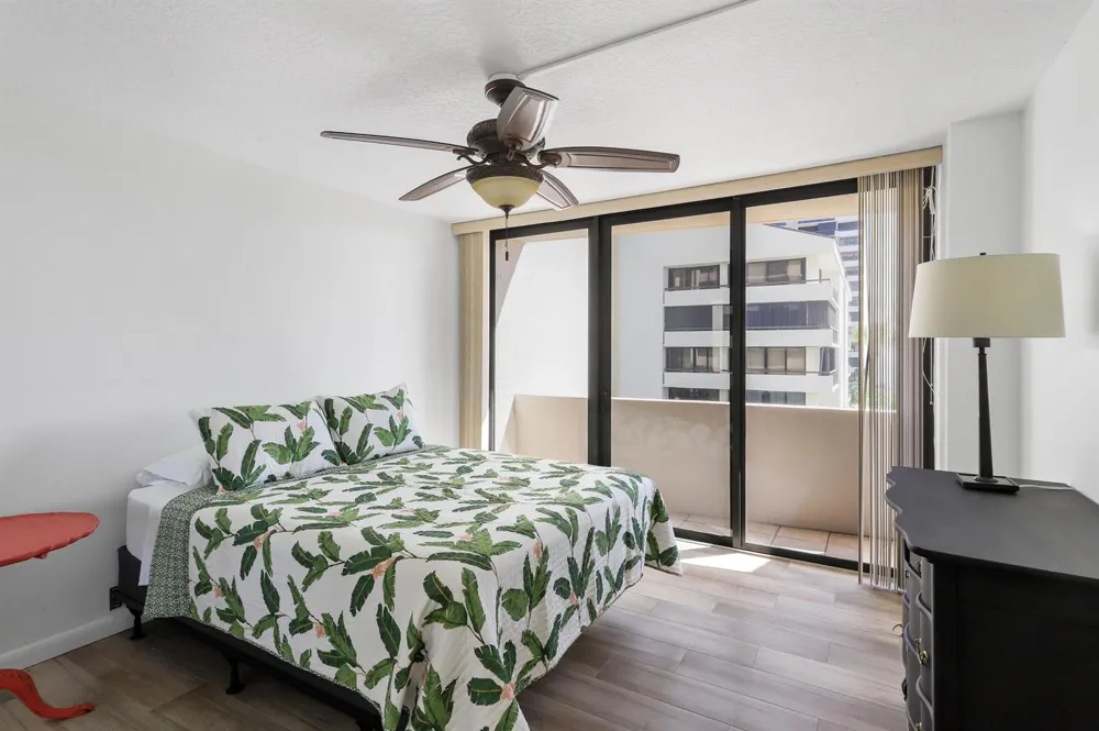 4200 Ocean Drive #1-304 Riviera Beach, FL 33404