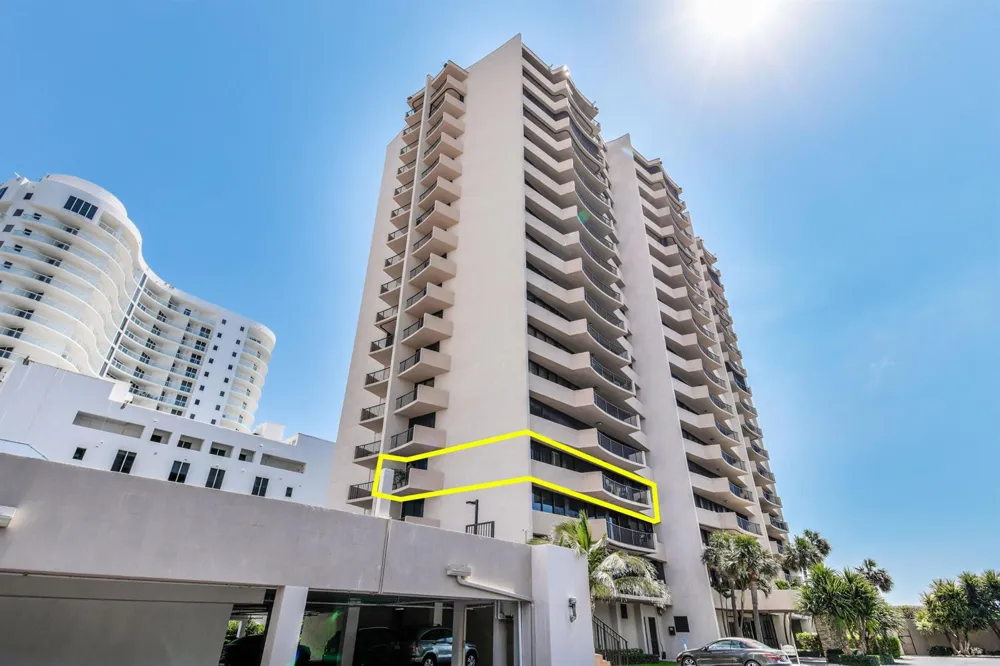4200 Ocean Drive #1-304 Riviera Beach, FL 33404