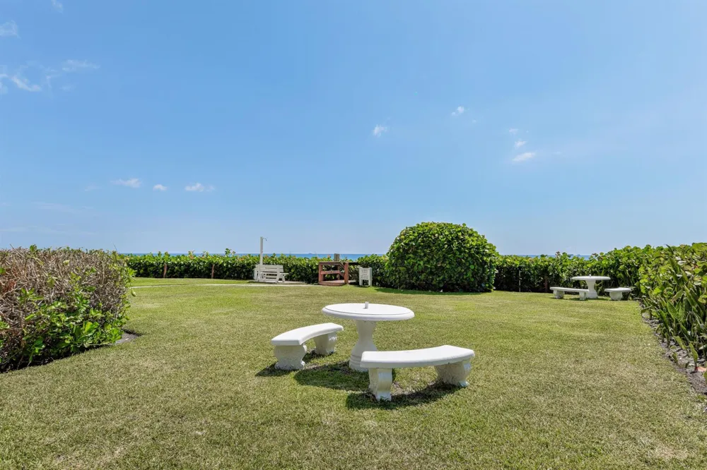 4200 Ocean Drive #1-304 Riviera Beach, FL 33404
