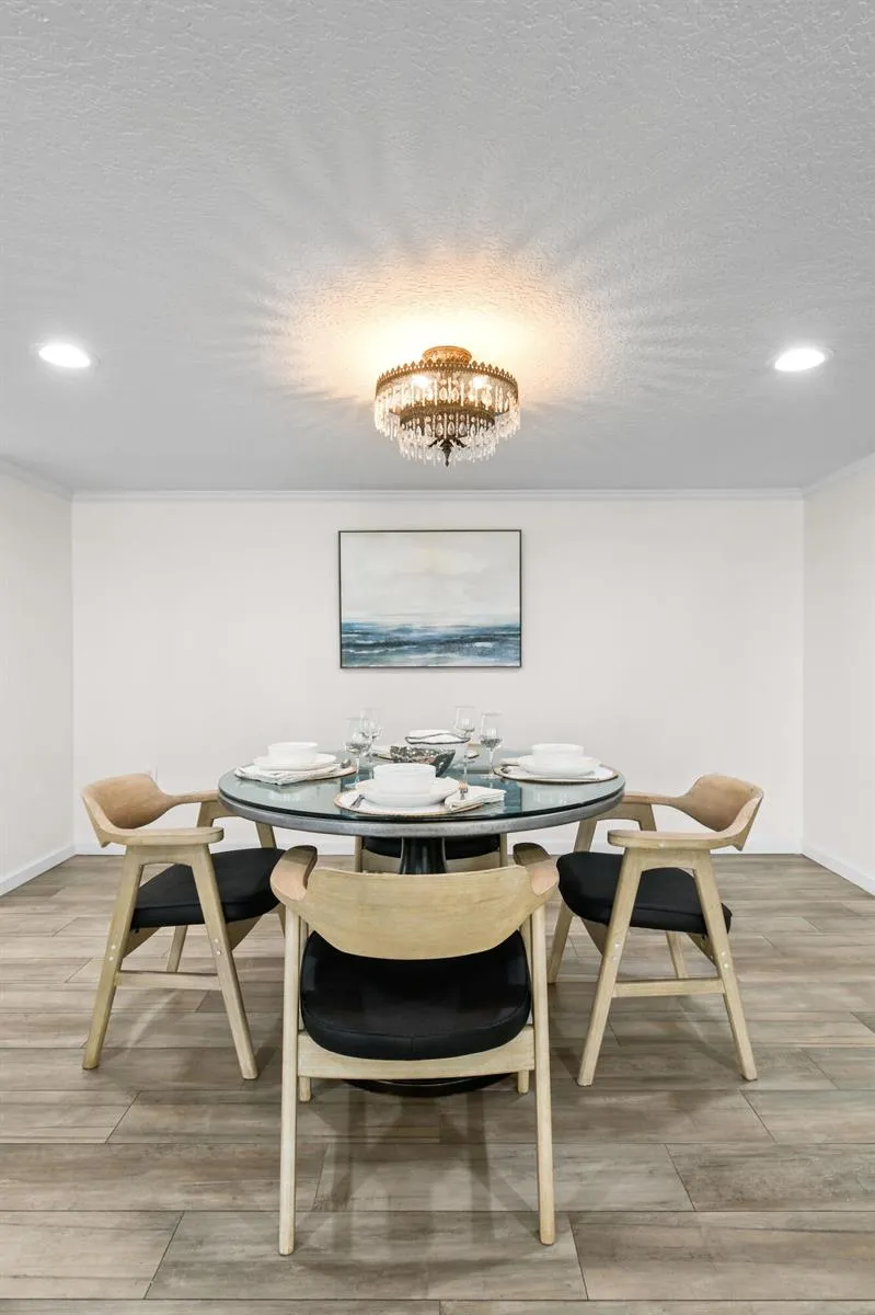 4200 Ocean Drive #1-304 Riviera Beach, FL 33404