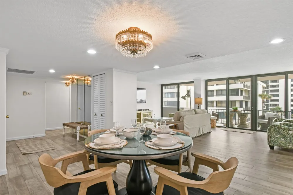 4200 Ocean Drive #1-304 Riviera Beach, FL 33404