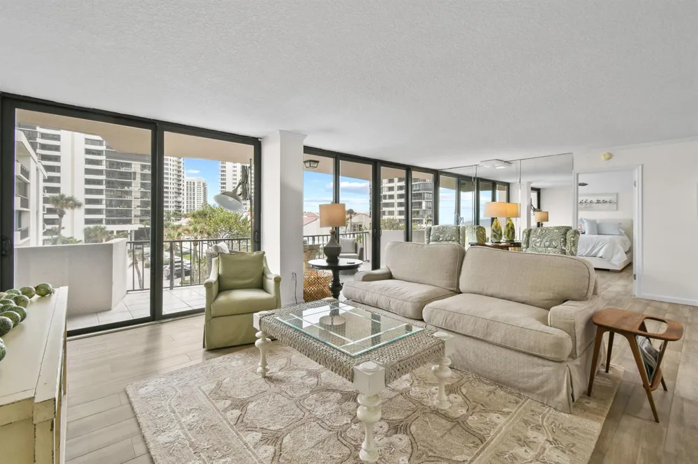 4200 Ocean Drive #1-304 Riviera Beach, FL 33404