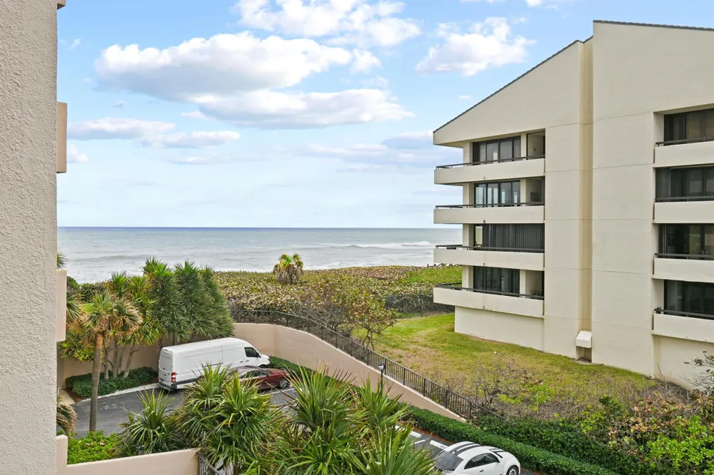 4200 Ocean Drive #1-304 Riviera Beach, FL 33404