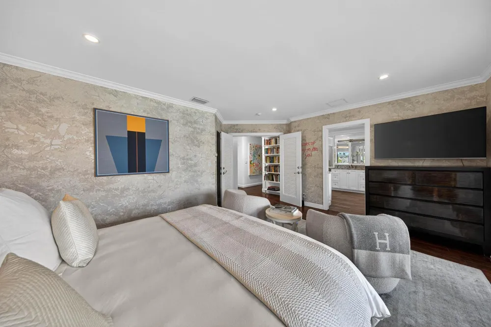 1605 SE 9th Street Fort Lauderdale, FL 33316