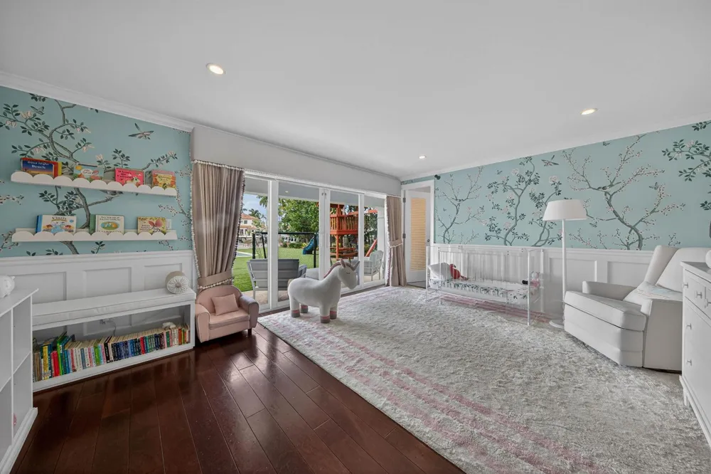1605 SE 9th Street Fort Lauderdale, FL 33316