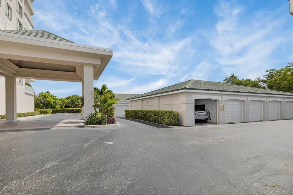 5049 Hwy A1a #1905 Hutchinson Island, FL 34949