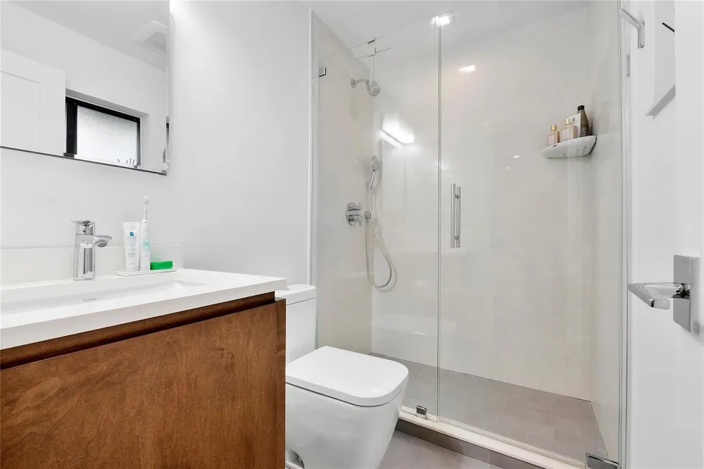 500 NE 14th Avenue Fort Lauderdale, FL 33301