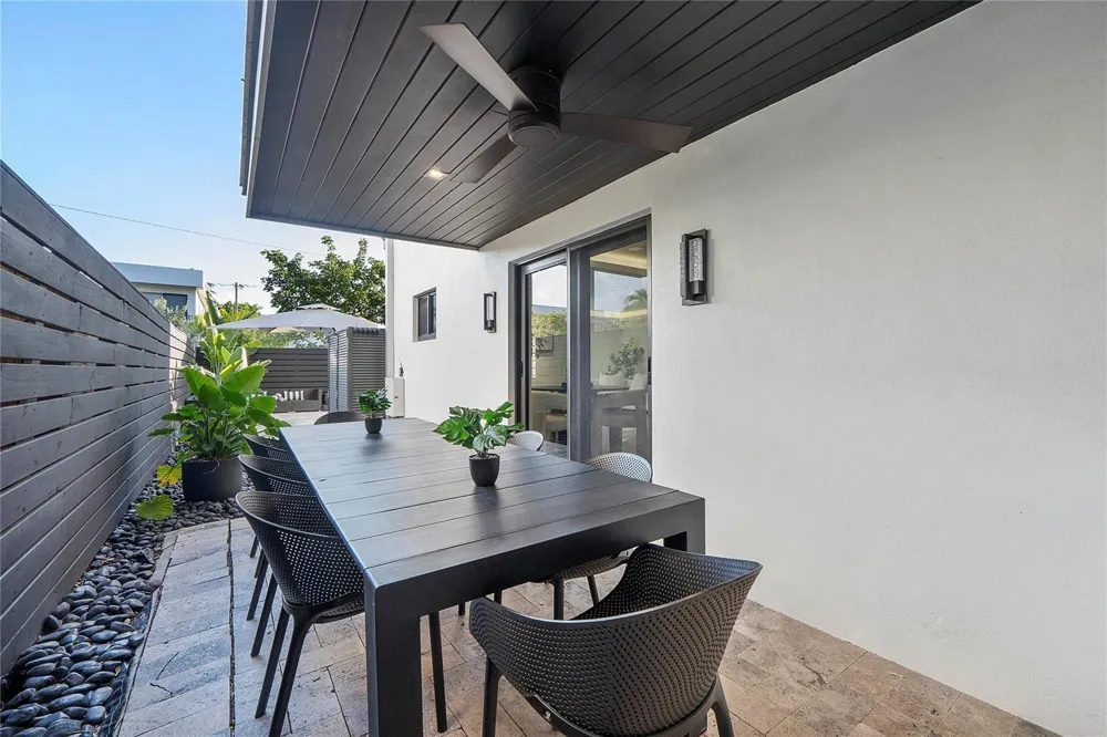 500 NE 14th Avenue Fort Lauderdale, FL 33301