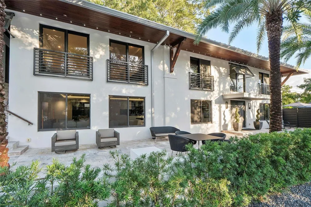 500 NE 14th Avenue Fort Lauderdale, FL 33301