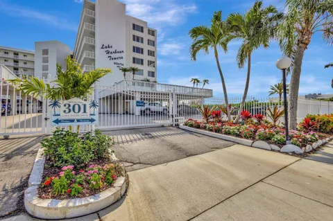 301 Lake Shore Drive #503