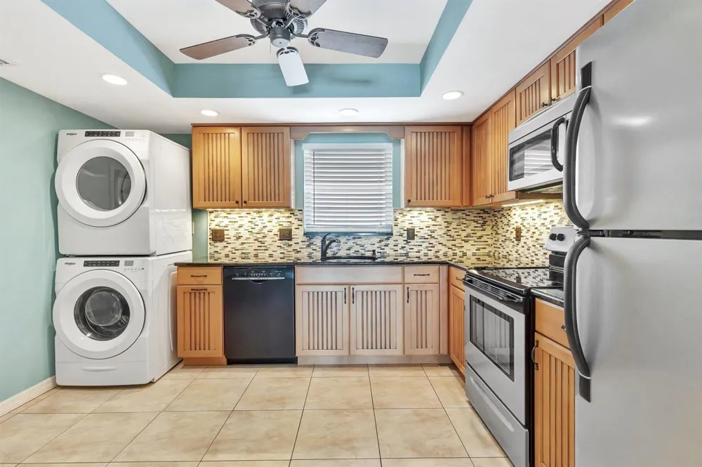 301 Lake Shore Drive #503 Lake Park, FL 33403