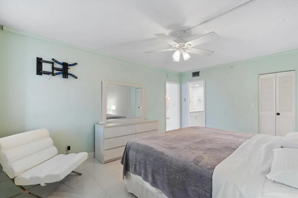 3300 S Ocean Boulevard #617-c Highland Beach, FL 33487