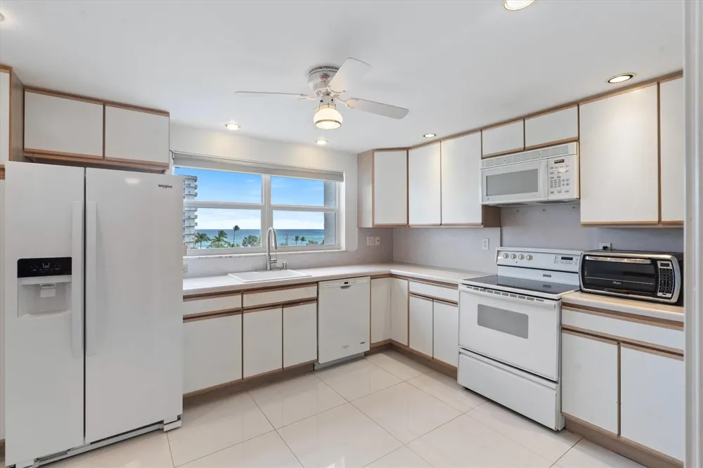 3300 S Ocean Boulevard #617-c Highland Beach, FL 33487