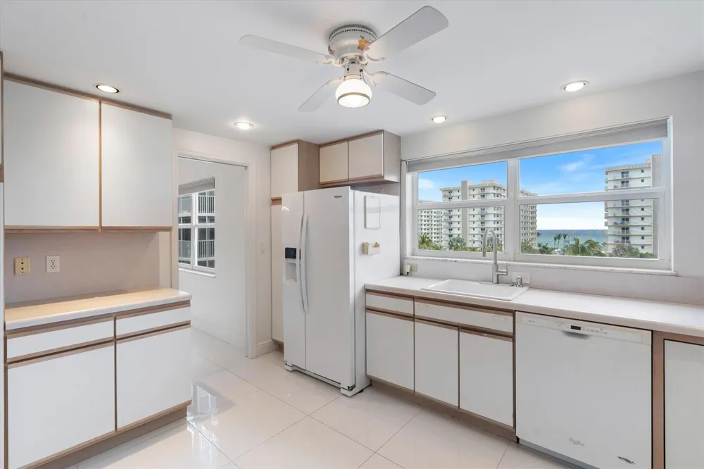 3300 S Ocean Boulevard #617-c Highland Beach, FL 33487