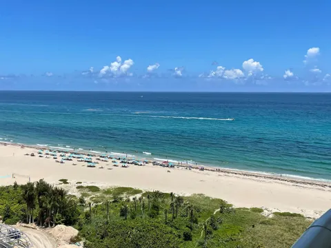 3000 Ocean Drive #16-b