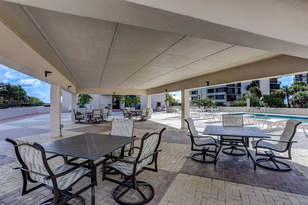 4200 Ocean Drive #2-803 Riviera Beach, FL 33404
