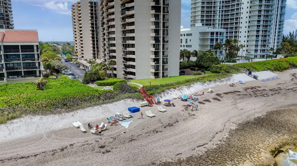 4200 Ocean Drive #2-803 Riviera Beach, FL 33404
