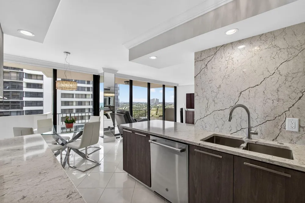 4200 Ocean Drive #2-803 Riviera Beach, FL 33404