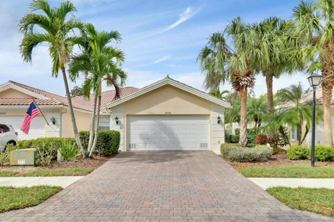 8558 SE Retreat Drive