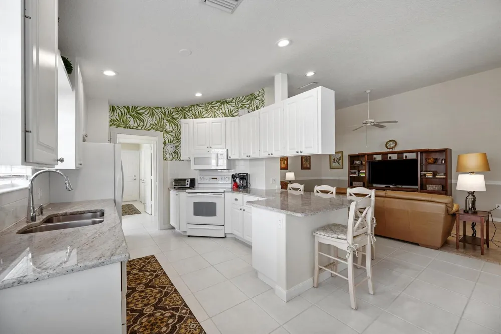 8558 SE Retreat Drive Hobe Sound, FL 33455