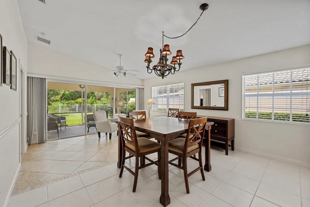 8558 SE Retreat Drive Hobe Sound, FL 33455
