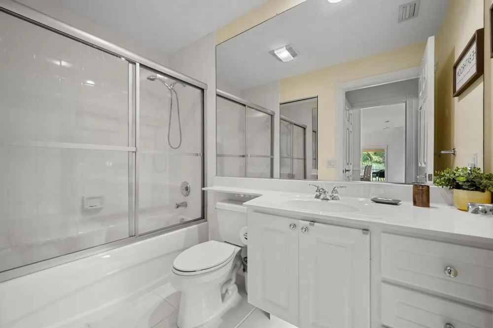 8558 SE Retreat Drive Hobe Sound, FL 33455
