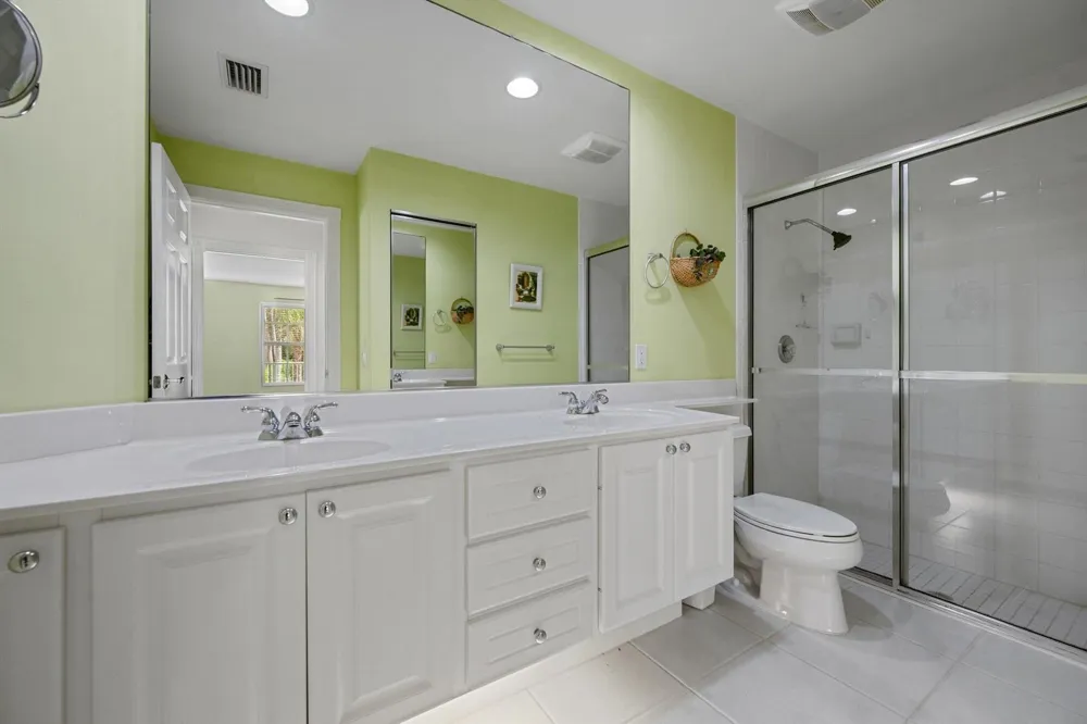 8558 SE Retreat Drive Hobe Sound, FL 33455
