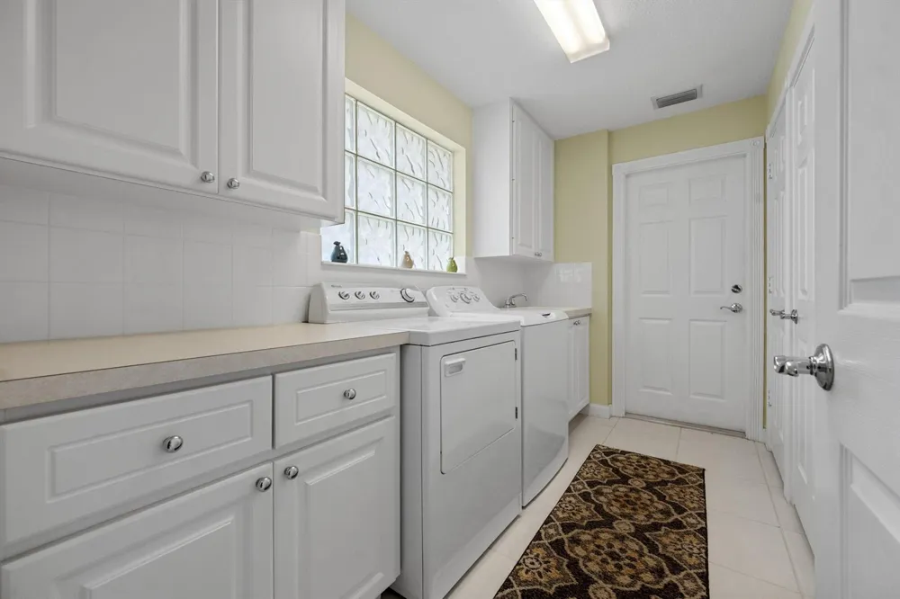 8558 SE Retreat Drive Hobe Sound, FL 33455