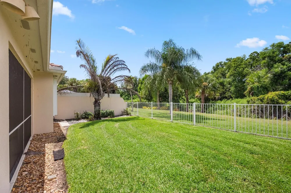 8558 SE Retreat Drive Hobe Sound, FL 33455