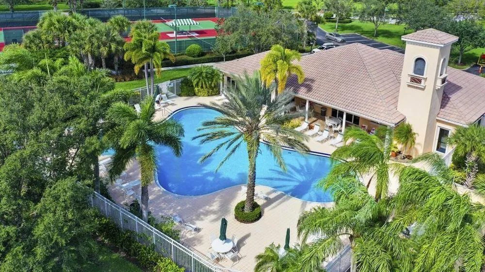 8558 SE Retreat Drive Hobe Sound, FL 33455