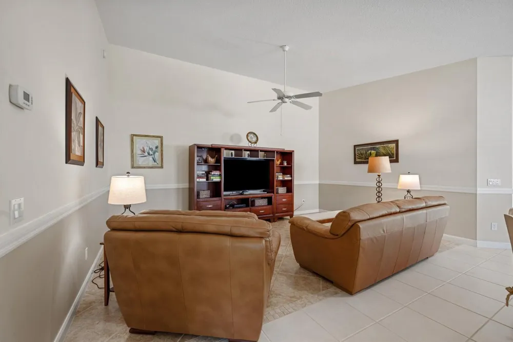 8558 SE Retreat Drive Hobe Sound, FL 33455