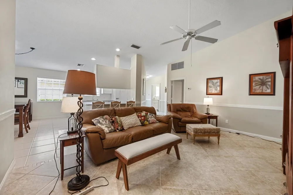 8558 SE Retreat Drive Hobe Sound, FL 33455