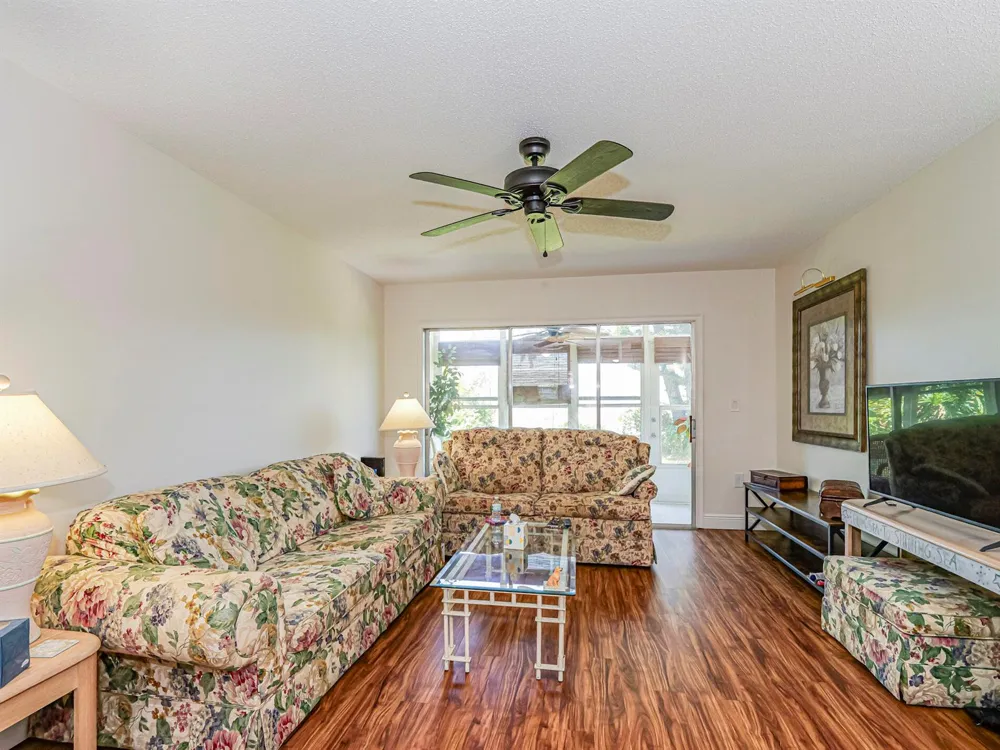 2800 Indian River Boulevard #4r Vero Beach, FL 32960