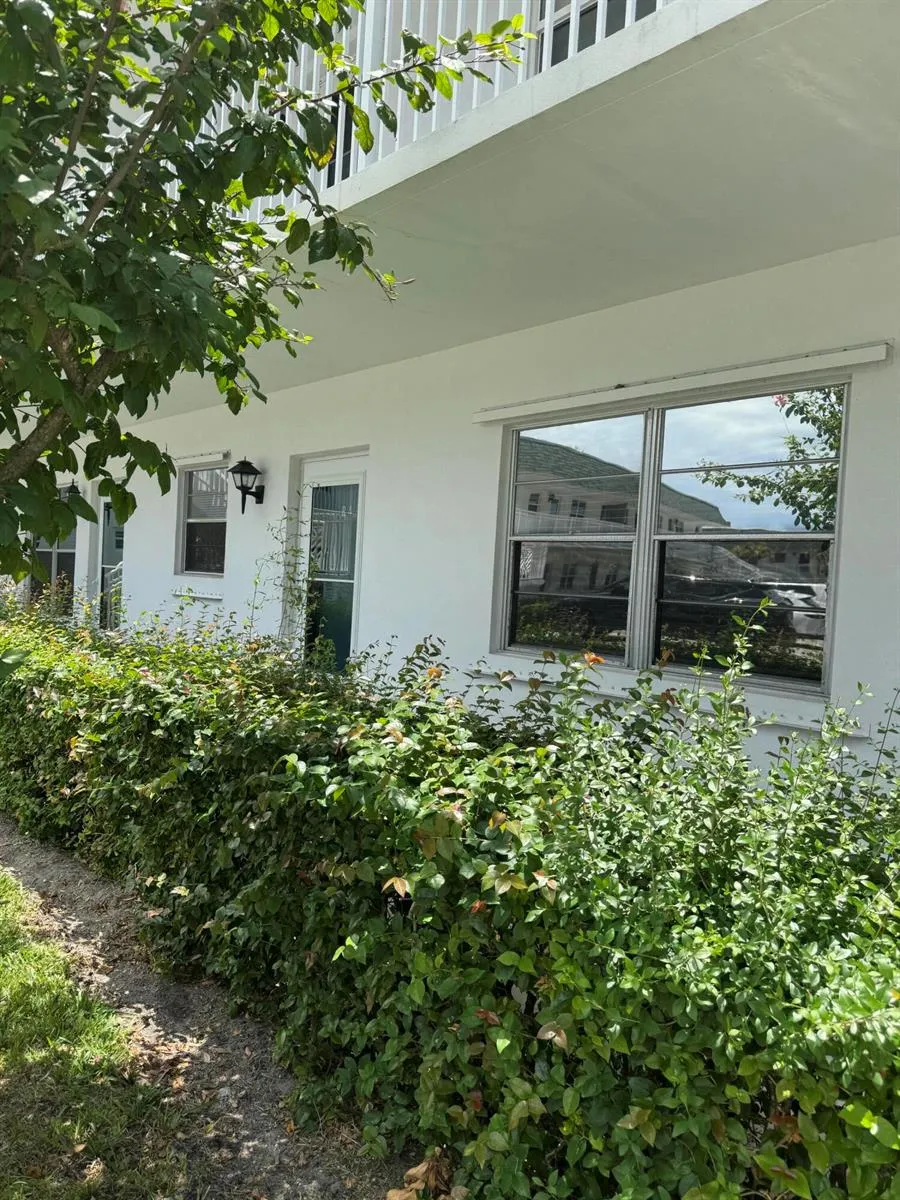 2800 Indian River Boulevard #4r Vero Beach, FL 32960