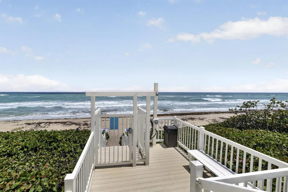 3505 S Ocean Boulevard #14n Highland Beach, FL 33487
