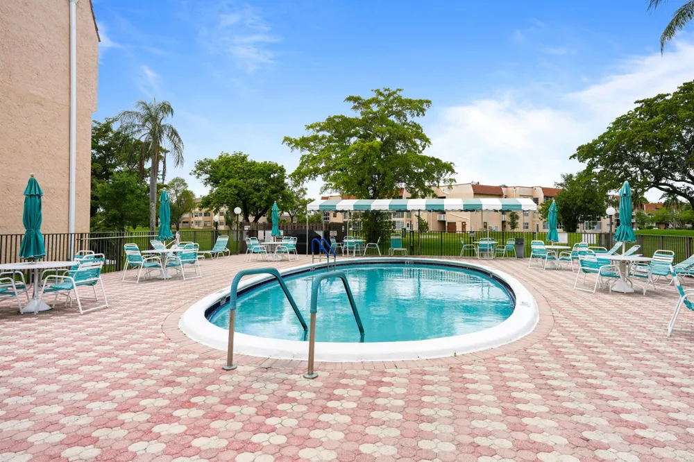 2781 Pine Island Road #112 Sunrise, FL 33322
