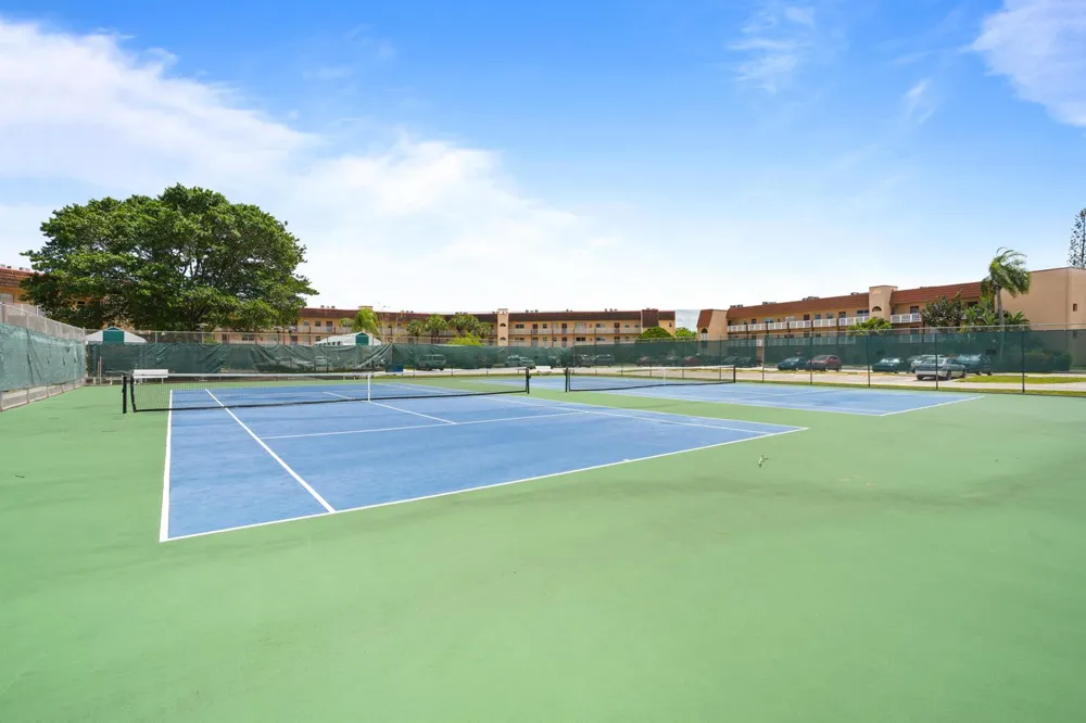 2781 Pine Island Road #112 Sunrise, FL 33322