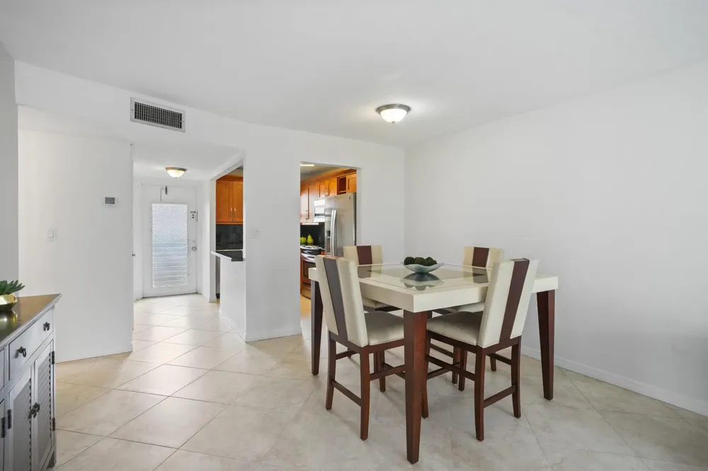 2781 Pine Island Road #112 Sunrise, FL 33322
