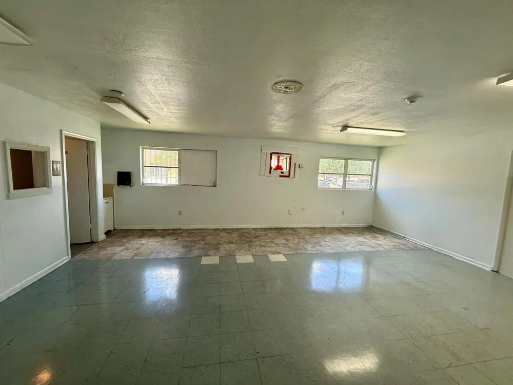 601 W Canal St Street Belle Glade, FL 33430
