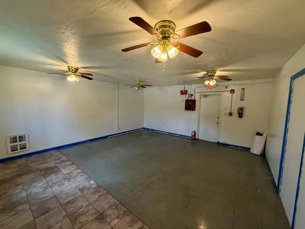 601 W Canal St Street Belle Glade, FL 33430