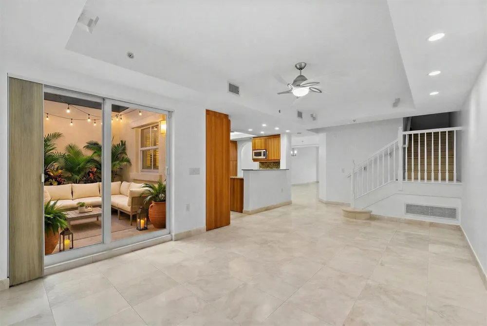2051 SE 3rd Street #Th8 Deerfield Beach, FL 33441