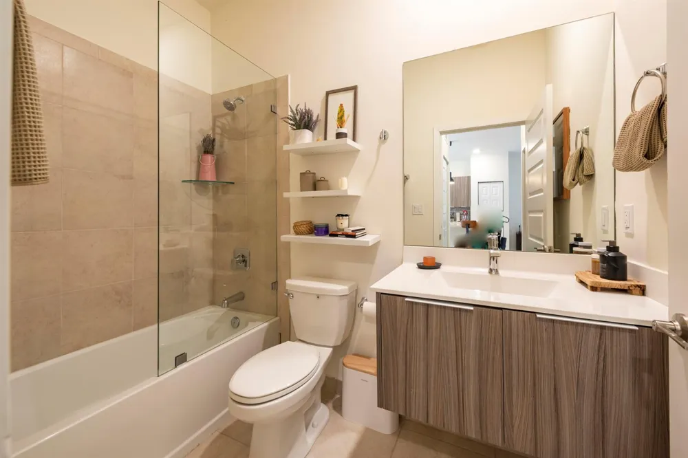 7925 NW 104th Avenue #24 Doral, FL 33178