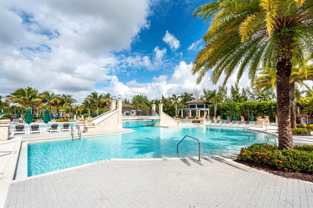 7925 NW 104th Avenue #24 Doral, FL 33178