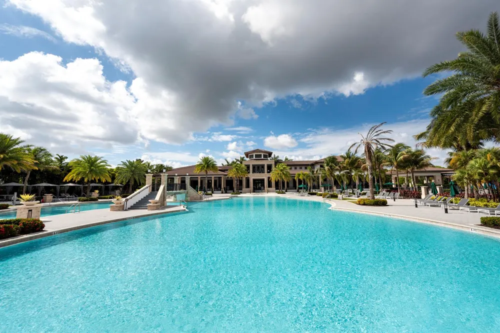 7925 NW 104th Avenue #24 Doral, FL 33178