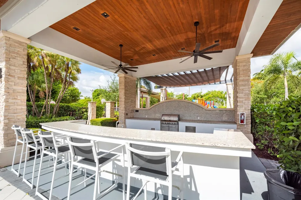 7925 NW 104th Avenue #24 Doral, FL 33178